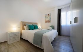 Julia's Sweet Home Mesa y Lopez